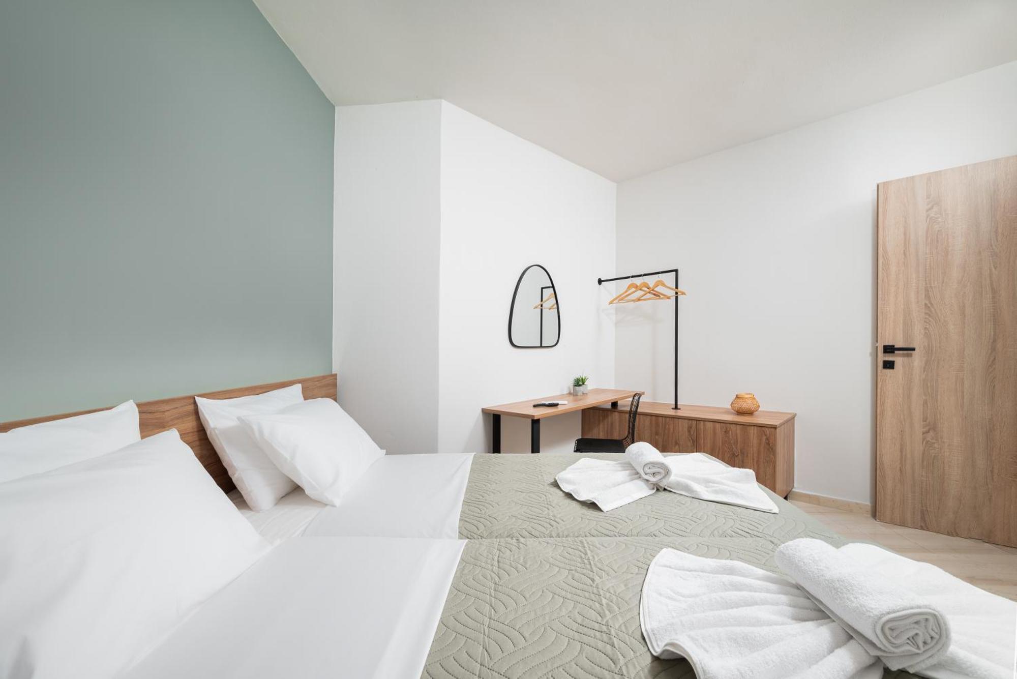 הרסוניסוס Makas Suites מראה חיצוני תמונה
