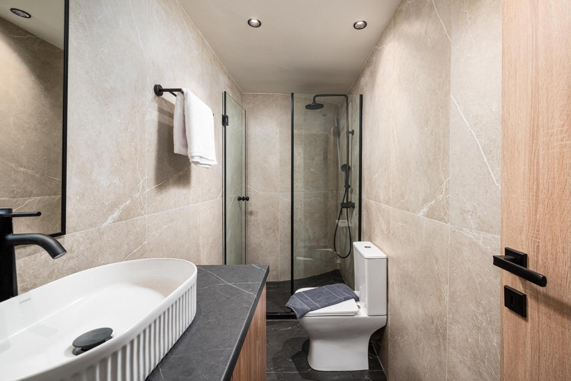 הרסוניסוס Makas Suites מראה חיצוני תמונה